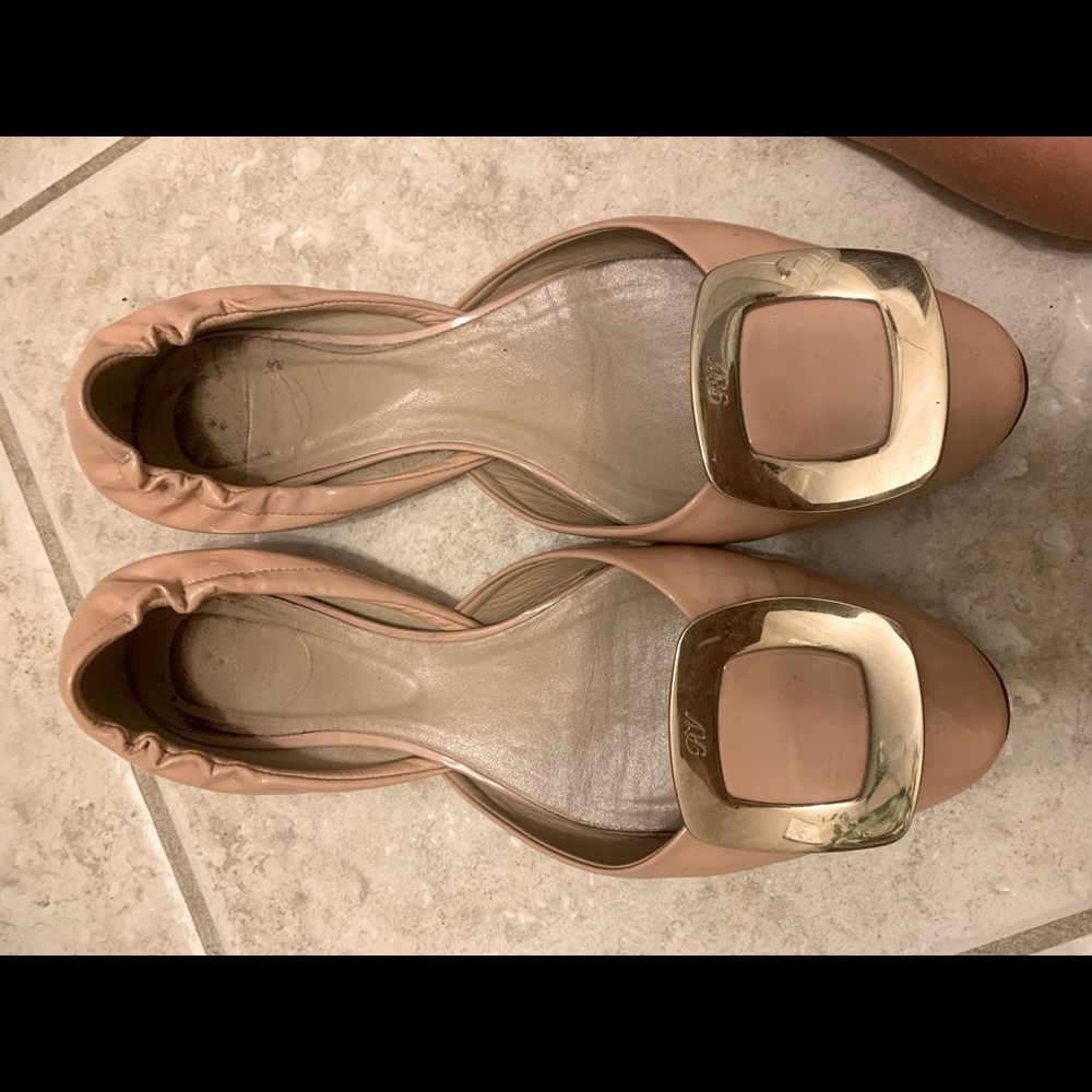 They're very pretty shoes